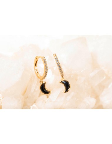 Moon Witch Huggie Earrings Les êtres humains sont 